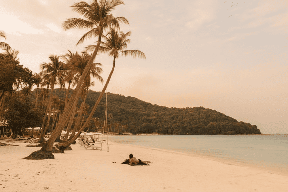 Thanks to its sheltered location and clear waters, Khem Beach is an ideal place for safe year-round swimming and sunbathing